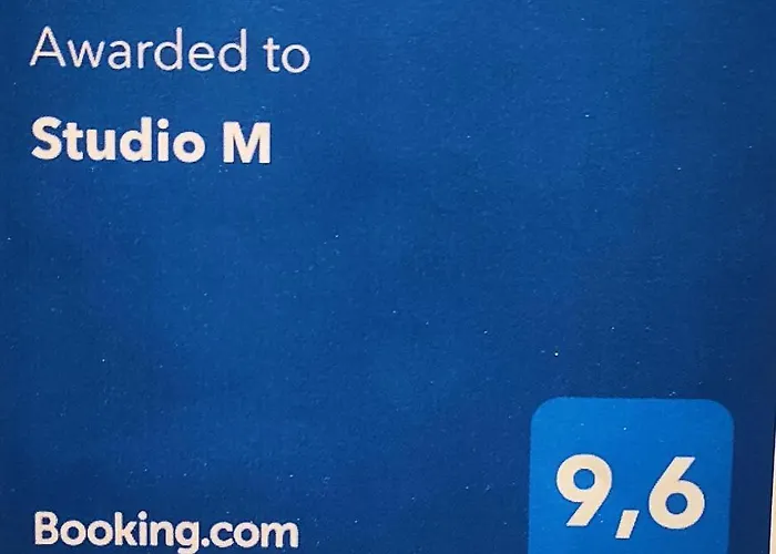 Oliva - Free Parking Pula